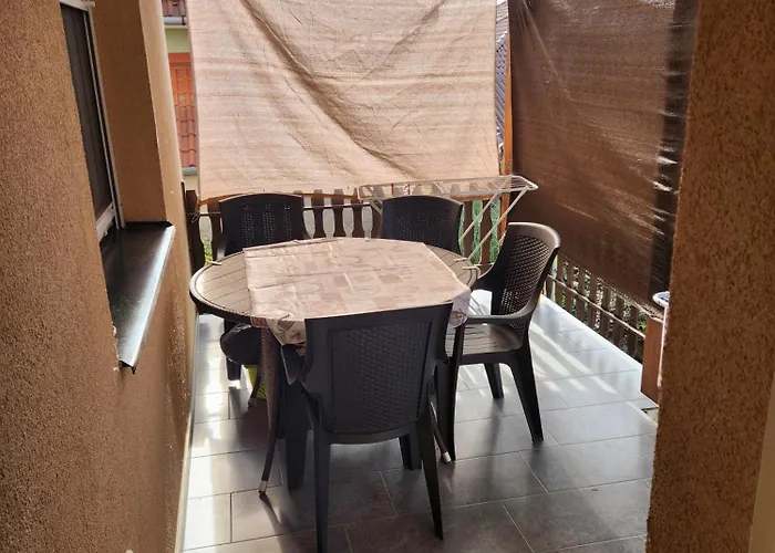 بيت للعطل Beke Szigete Nyaralo