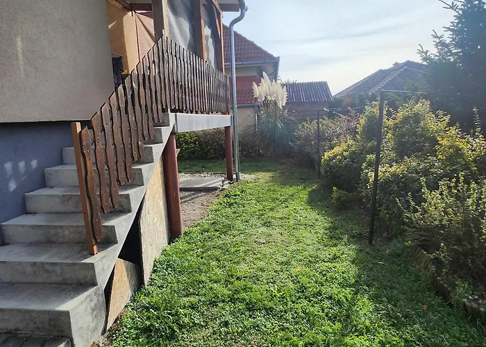 Beke Szigete Nyaralo *