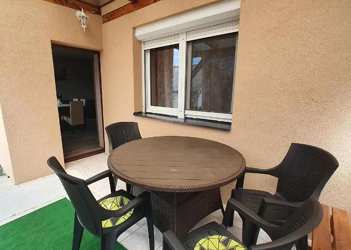 Beke Szigete Nyaralo *